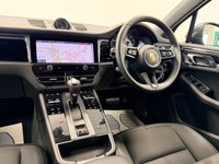 USED 2025 25 PORSCHE MACAN 2.9T V6 PDK AUTO 4WD 380 BHP + SAT NAV + HEATED SEATS + CAMERA + 21in ALLOYS JUST SERVICED AND 4 NEW TYRES