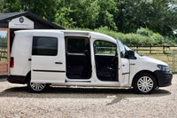 USED 2017 67 VOLKSWAGEN CADDY MAXI 2.0 TDi C20 Maxi Combi Van 5dr Diesel Manual FWD (Window) (128 g/km, 101 bhp) 2 OWNERS FROM NEW + FACTORY TAILGATE OPTION!