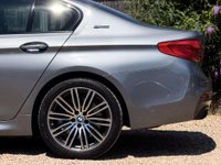USED 2017 17 BMW 5 SERIES 2.0 530e M Sport Auto 4dr Sat Nav Parking Camera
