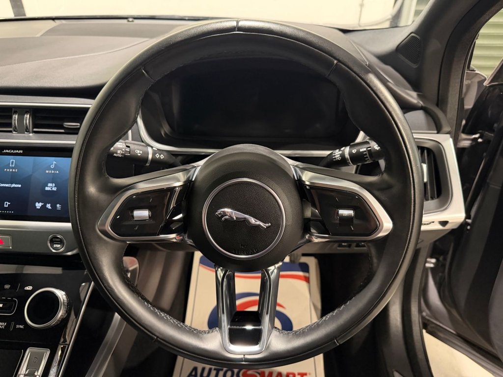 USED 2022 22 JAGUAR I-PACE 400 90kWh Black SUV 5dr Electric Auto 4WD (400 ps) 