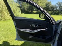USED 2023 72 BMW 3 SERIES TOURING 2.0 330e 12kWh M Sport Touring 5dr Petrol Plug-in Hybrid Auto Euro 6 (s/s) (292 ps) M-Sport Pro Package