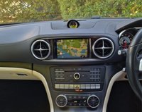 USED 2019 19 MERCEDES-BENZ SL 3.0 SL400 V6 AMG Line (Premium) Convertible 2dr Petrol G-Tronic+ Euro 6 (s/s) (367 ps) FINANCE AVAILABLE