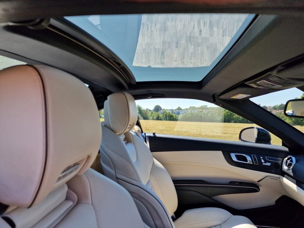 USED 2019 19 MERCEDES-BENZ SL 3.0 SL400 V6 AMG Line (Premium) Convertible 2dr Petrol G-Tronic+ Euro 6 (s/s) (367 ps) FINANCE AVAILABLE