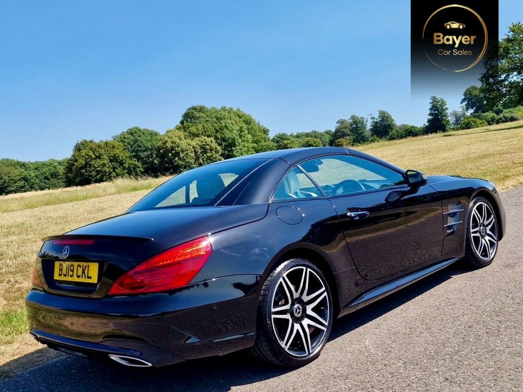 USED 2019 19 MERCEDES-BENZ SL 3.0 SL400 V6 AMG Line (Premium) Convertible 2dr Petrol G-Tronic+ Euro 6 (s/s) (367 ps) FINANCE AVAILABLE