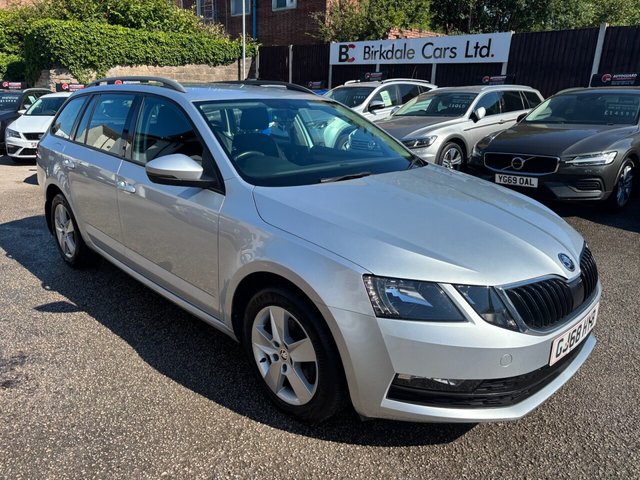 2018 SKODA OCTAVIA 1.6 TDI SE ESTATE 5DR DIESEL DSG EURO 6 S S 115... photo