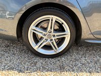 USED 2017 17 AUDI A4 AVANT 2.0 TFSI S line Estate 5dr Petrol S Tronic Euro 6 (s/s) (190 ps) 