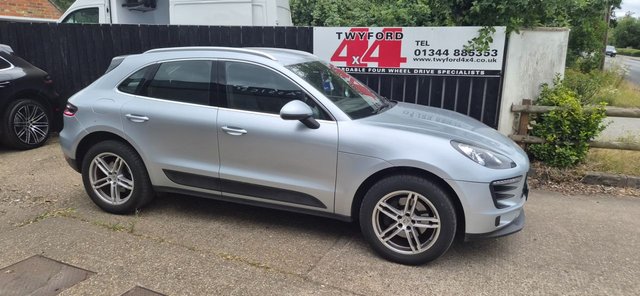 View our PORSCHE MACAN