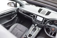 USED 2017 17 PORSCHE MACAN 3.0 TD V6 S SUV 5dr Diesel PDK 4WD Euro 6 (s/s) (258 ps) PAN ROOF / CAMERA / PDLS / FSH