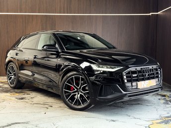 View our AUDI Q8