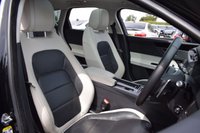 USED 2018 18 JAGUAR XF 3.0d V6 S Sportbrake 5dr Diesel Auto Euro 6 (s/s) (300 ps) PAN ROOF / LOW MILE / BLACK PK