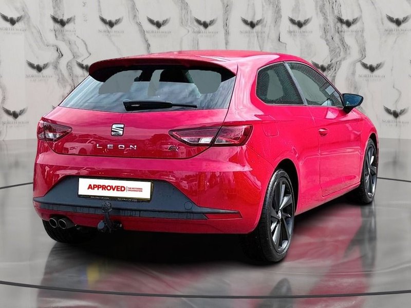 2014 SEAT Leon in red — photo 9 of 22