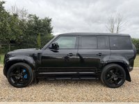 USED 2022 71 LAND ROVER DEFENDER 110 5.0 P525 V8 SUV 5dr Petrol Auto 4WD Euro 6 (s/s) (525 ps) MAIN DEALER WARRANTY,FJLRS HISTORY