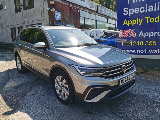 View our VOLKSWAGEN TIGUAN ALLSPACE