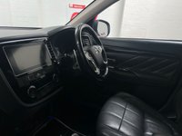 USED 2018 18 MITSUBISHI OUTLANDER 2.0h 12kWh 5h SUV 5dr Petrol Plug-in Hybrid CVT 4WD Euro 6 (s/s) (200 ps) 12 MONTH MOT  &   12 WARRANTY