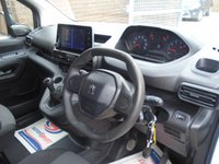 USED 2021 21 PEUGEOT PARTNER 1.5 BlueHDi 950 Professional Long Crew Van 6dr Diesel Manual LWB Euro 6 (100 bhp) 6 MONTHS PARTS AND LABOUR WARRANTY