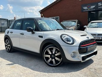 2018 MINI HATCH