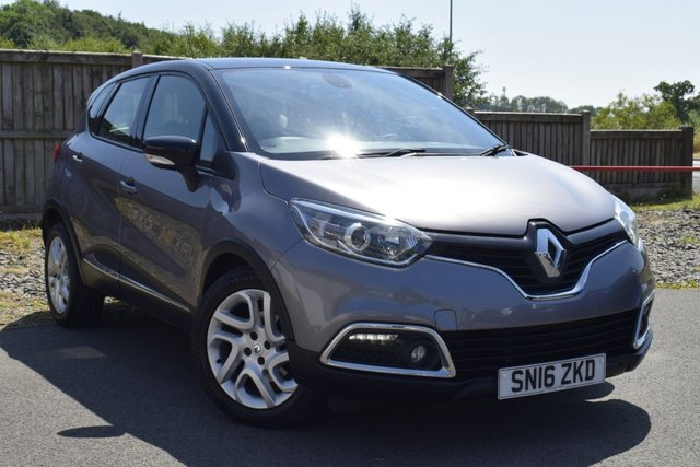 View our RENAULT CAPTUR