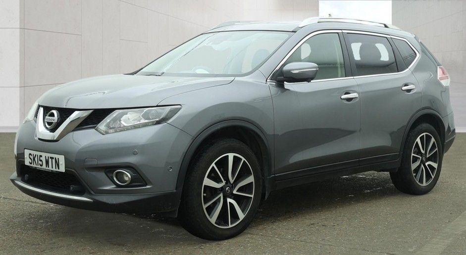 USED 2015 15 NISSAN X-TRAIL 1.6 dCi Tekna SUV 5dr Diesel Manual 4WD Euro 5 (s/s) (130 ps) ** 10 RECORDED SERVICES **
