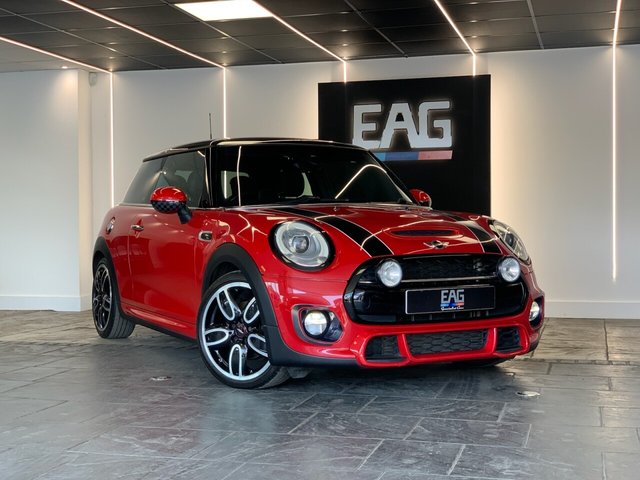 View our MINI Hatch 2.0 Cooper S Hatchback 3dr Petrol Manual Euro 6 (s/s) (192 ps)