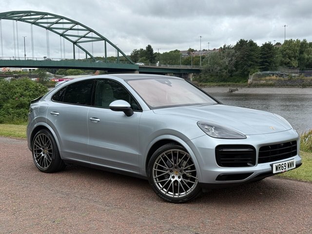 View our Porsche Cayenne range