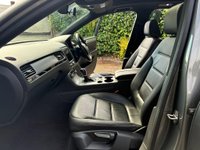 USED 2015 15 VOLKSWAGEN TOUAREG 3.0 TDI V6 BlueMotion Tech R-Line Tiptronic 4WD Euro 6 (s/s) 5dr 2KEY|HIGH SPEC|OPTIONAL TOWBAR