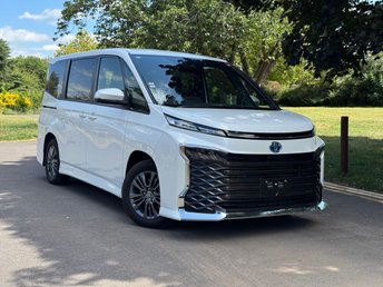 View our TOYOTA VOXY/NOAH