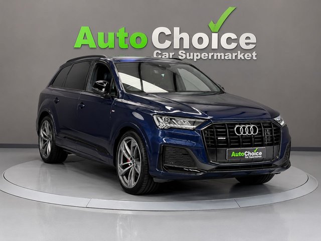 View our Audi Q7 range