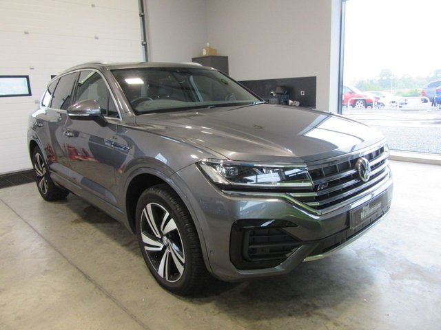 View our VOLKSWAGEN TOUAREG
