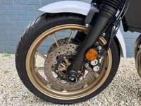 USED 2021 21 YAMAHA XSR700 700 Xtribute Roadster/Retro Petrol Manual Euro 4 (75 ps) TRIBUTE TO A LEGEND WITH CP2 MOTOR