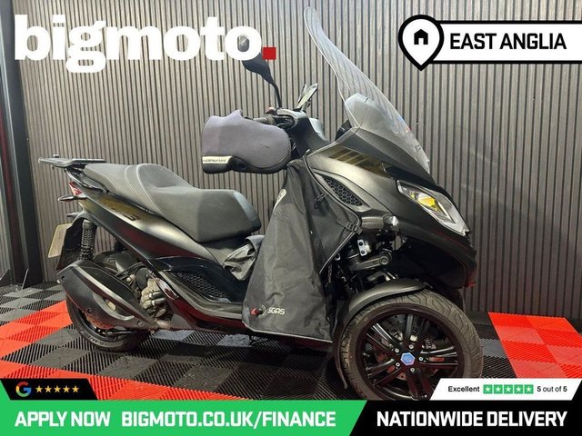 View our PIAGGIO MP3 300