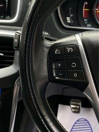 USED 2015 15 VOLVO V40 2.0 D4 R-Design Lux Nav Euro 6 (s/s) 5dr Â£20TAX|FSH|CAMBELT DNE|HTD STS