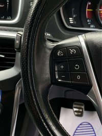 USED 2015 15 VOLVO V40 2.0 D4 R-Design Lux Nav Euro 6 (s/s) 5dr Â£20TAX|FSH|CAMBELT DNE|HTD STS