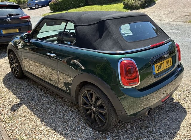 View our MINI CONVERTIBLE