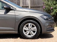 USED 2019 68 VOLKSWAGEN POLO 1.0 Polo SE TSi 5dr Apple CarPlay Parking Sensors
