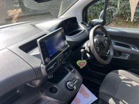 USED 2021 21 PEUGEOT PARTNER 1.5 BlueHDi 1000 Professional Standard Panel Van 5dr Diesel EAT8 SWB Euro 6 (s/s) (130 bhp) AUTOMATIC, REAR CAM, A/C, FSH