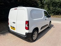 USED 2021 21 PEUGEOT PARTNER 1.5 BlueHDi 1000 Professional Standard Panel Van 5dr Diesel EAT8 SWB Euro 6 (s/s) (130 bhp) AUTOMATIC, REAR CAM, A/C, FSH