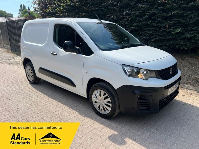 2021 PEUGEOT PARTNER