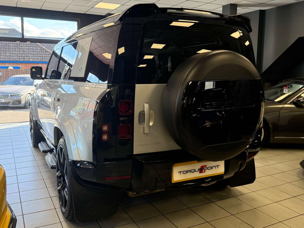 USED 2022 22 LAND ROVER DEFENDER 3.0 Defender XS Edition D MHEV Auto 4WD 5dr FSH + URBAN ALLOYS + WIDE ARCH