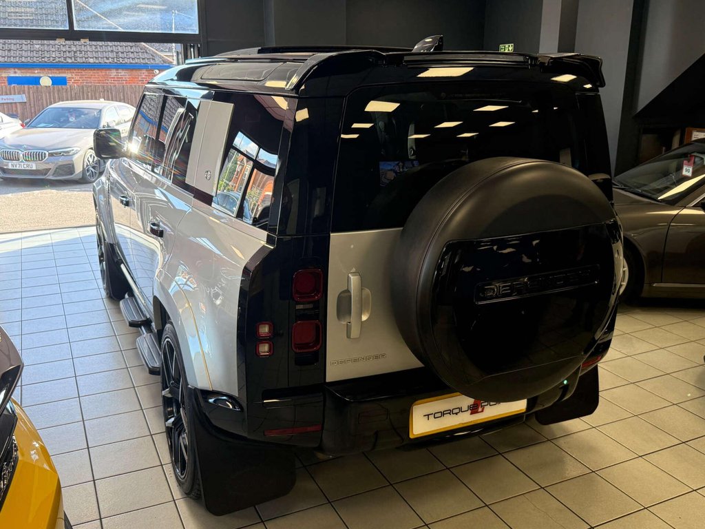 USED 2022 22 LAND ROVER DEFENDER 3.0 Defender XS Edition D MHEV Auto 4WD 5dr FSH + URBAN ALLOYS + WIDE ARCH