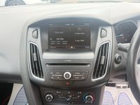 USED 2015 65 FORD FOCUS 1.0T EcoBoost Zetec S Hatchback 5dr Petrol Auto Euro 6 (s/s) (125 ps) TOP SPEC -FULL SERVICE HISTORY