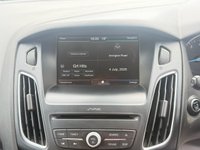 USED 2015 65 FORD FOCUS 1.0T EcoBoost Zetec S Hatchback 5dr Petrol Auto Euro 6 (s/s) (125 ps) TOP SPEC -FULL SERVICE HISTORY