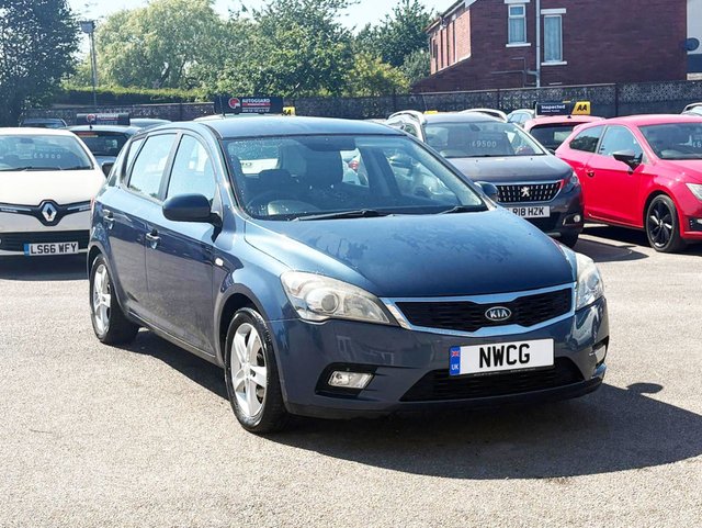View our Kia Ceed 1.6 CRDi 2 Hatchback 5dr Diesel Manual Euro 5 (113 bhp) 12 MONTHS MOT ON SALE