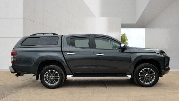 View our MITSUBISHI L200