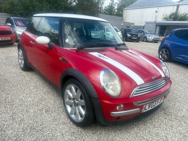 View our MINI Hatch 1.6 Cooper Hatchback 3dr Petrol CVT Euro 3 (115 ps)