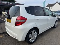 USED 2015 15 HONDA JAZZ 1.4 i-VTEC ES Plus Hatchback 5dr Petrol Manual Euro 5 (99 ps) Buy with Complete Confidence from Sheriff Motors, All our vehicles are extensively road tested and thoroughly inspected prior to sale. Each vehicle comes with a new 1 year mot and we rectify all advisories and failures at no additional cost to our customers, plus a full oil and filter service. For added peace of mind, every car includes a 6 month complimentary RAC Warranty, 12 months Rac Breakdown Cover giving you complete confidence when you buy from Sheriff Motors.