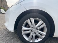 USED 2015 15 HONDA JAZZ 1.4 i-VTEC ES Plus Hatchback 5dr Petrol Manual Euro 5 (99 ps) Buy with Complete Confidence from Sheriff Motors, All our vehicles are extensively road tested and thoroughly inspected prior to sale. Each vehicle comes with a new 1 year mot and we rectify all advisories and failures at no additional cost to our customers, plus a full oil and filter service. For added peace of mind, every car includes a 6 month complimentary RAC Warranty, 12 months Rac Breakdown Cover giving you complete confidence when you buy from Sheriff Motors.