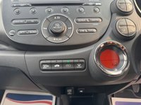 USED 2015 15 HONDA JAZZ 1.4 i-VTEC ES Plus Hatchback 5dr Petrol Manual Euro 5 (99 ps) Buy with Complete Confidence from Sheriff Motors, All our vehicles are extensively road tested and thoroughly inspected prior to sale. Each vehicle comes with a new 1 year mot and we rectify all advisories and failures at no additional cost to our customers, plus a full oil and filter service. For added peace of mind, every car includes a 6 month complimentary RAC Warranty, 12 months Rac Breakdown Cover giving you complete confidence when you buy from Sheriff Motors.