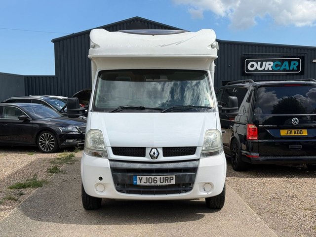 View our RENAULT MASTER