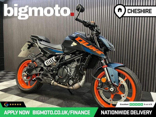 View our KTM 125 DUKE