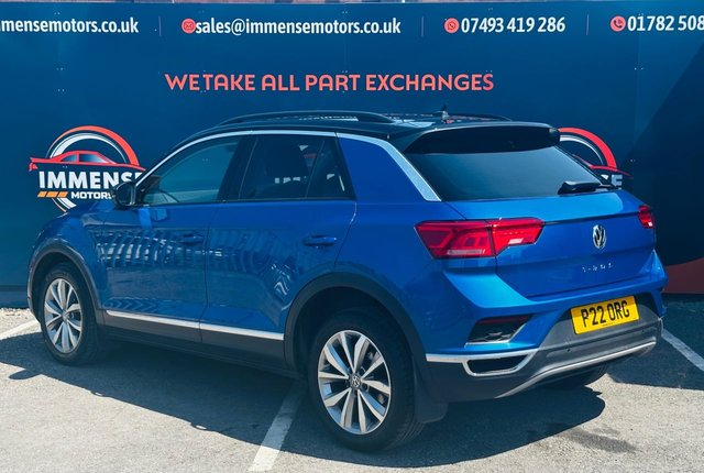 View our VOLKSWAGEN T-ROC
